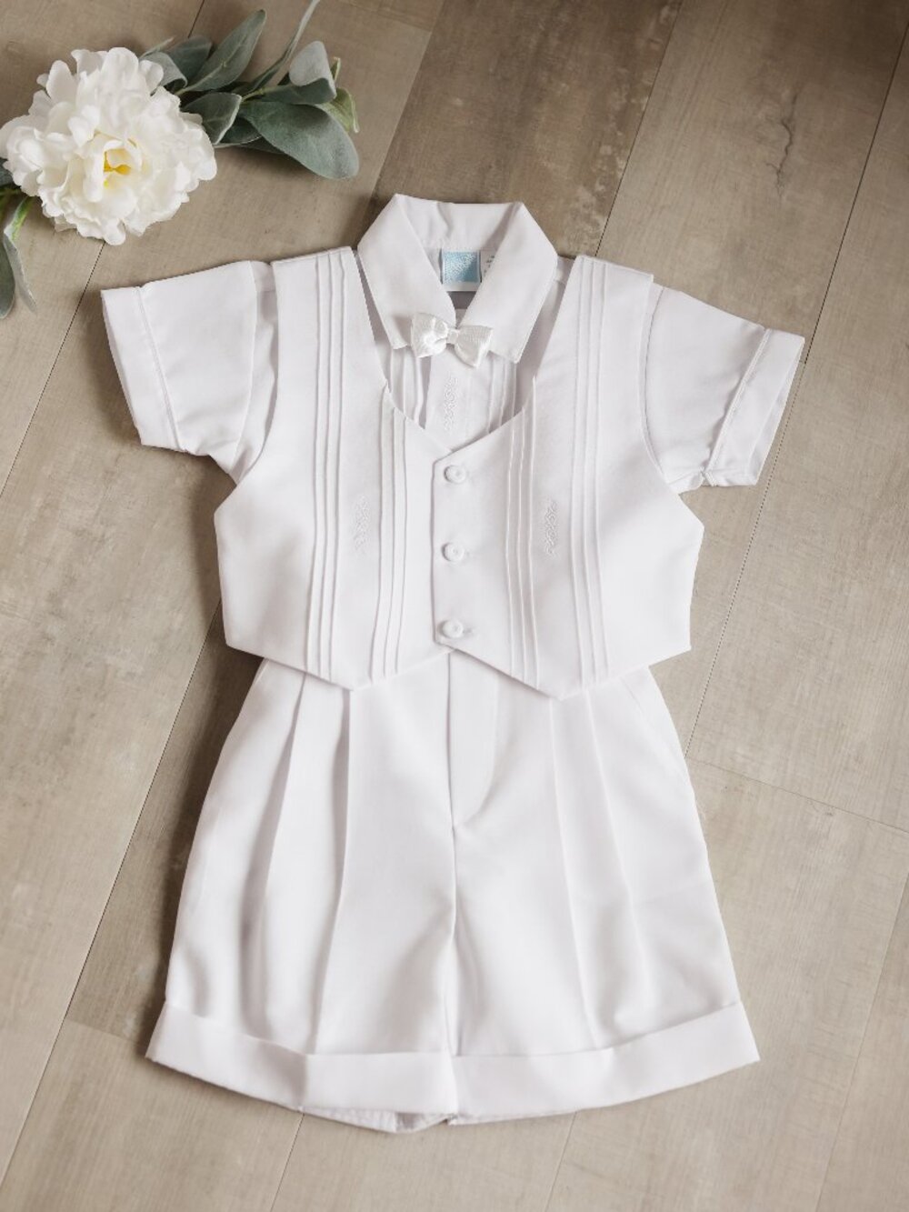 White Ring Bearer 3 Piece Button-On Dressy Short Set Bowtie Special Occasion NWT
